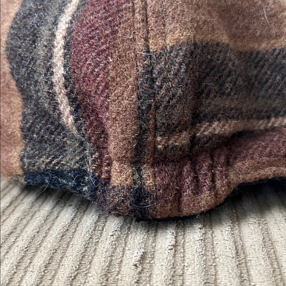 Plaid Wool Flat Cap - Picture 5 of 5